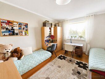 ID:496 GE-MAX Reality ponúka na predaj priestranný a vkusne 