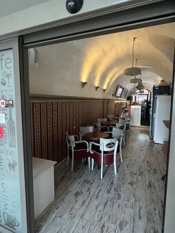 Ponúkam na prenájom kaviareň pôvodne známu ako GOTIKA, nachá