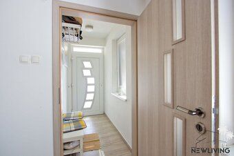 NEW LIVING Vám exkluzívne ponúka –
na predaj 3-izbový čiasto