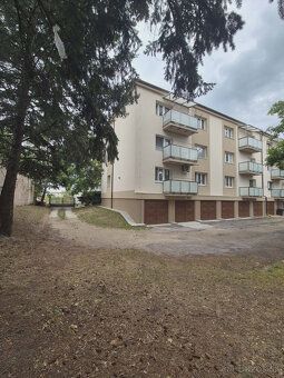 Exkluzívne na predaj veľkometrážny 3-izbový byt s garážou, z