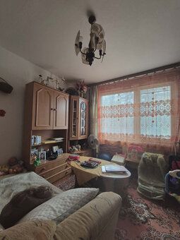 Na predaj 2-izbový byt, 54 m², Nitra – Chrenová, Kremnická u