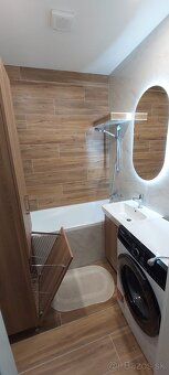 Ponúkame na dlhodobý prenájom 3 izbový byt s balkónom (64m²)