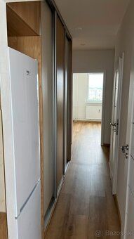 Ponúkame na dlhodobý prenájom 3 izbový byt s balkónom (64m²)