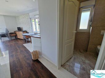 Realitná kancelária HR – reality ponúka na predaj apartmán v