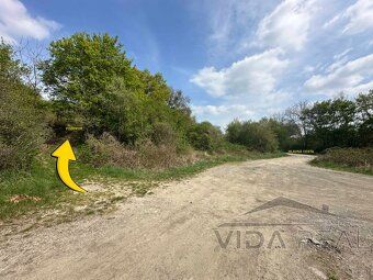 Ponúkame na predaj rekreačný pozemok s výmerou 1 701 m², nac