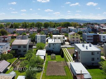 Ponúkam vám na predaj rodinný dom s garážou na Chalupkovej u