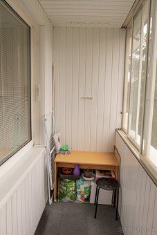 NA PREDAJ: Kompletne zariadený 3-i byt s loggiou – Prešov, S