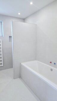 Predám rodinný dom bungalov v štádiu holodom v obci Lúky na 