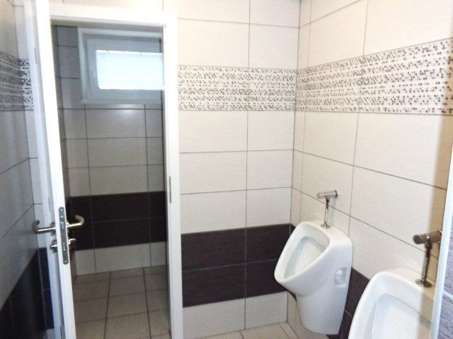 Ponúkame na prenájom obchodný priestor na komerčné účely o c