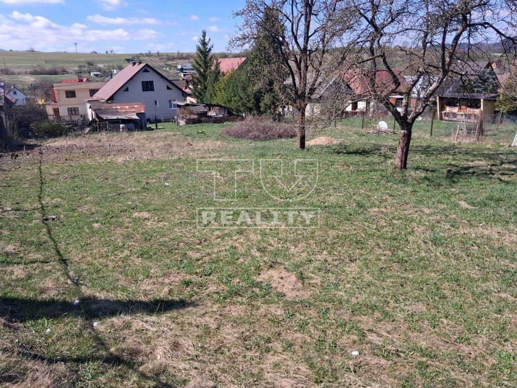 TUreality ponúka na predaj pozemok vhodný na výstavbu až dvo