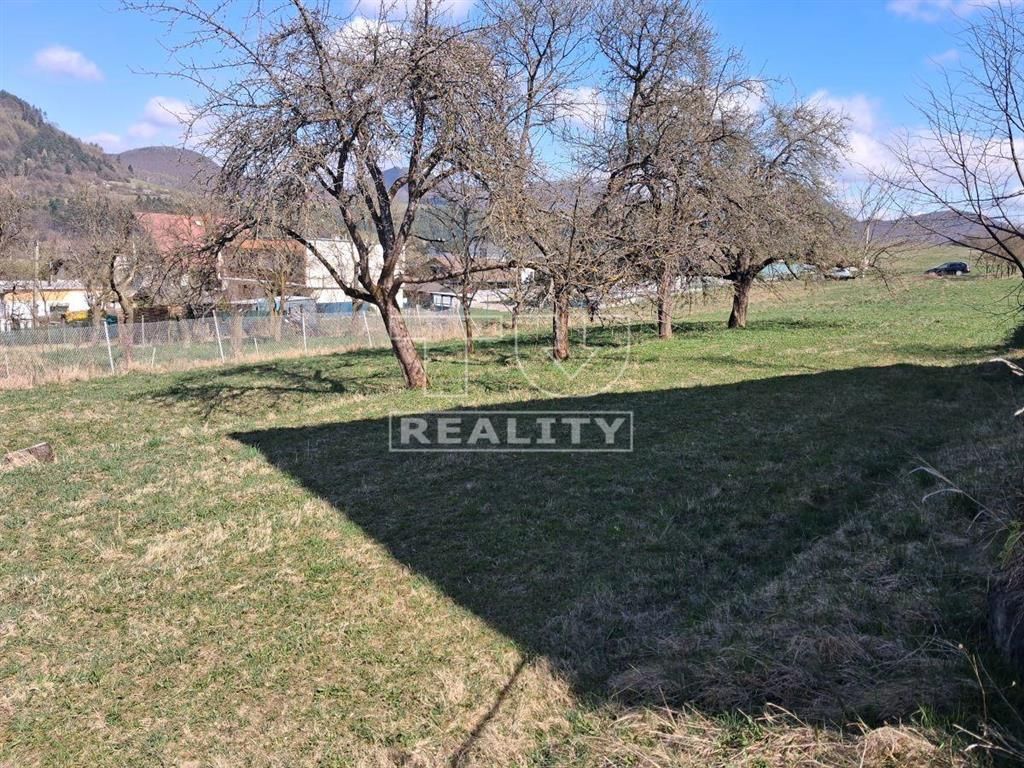 TUreality ponúka na predaj pozemok vhodný na výstavbu rodinn