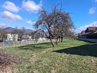 TUreality ponúka na predaj pozemok vhodný na výstavbu rodinn