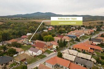 TUreality ponúka na predaj rodinný dom v obci Urmince s poze