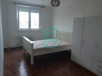 Exkluzívne ponúkam na predaj 2 izbový byt s výmerou 61m2 s b