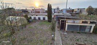 RK CASMAR ponúka exkluzívne na predaj 5-izbový rodinný dom v