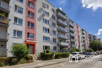 Typ: 2-izbový byt Ulica: Robotnícka Obec: Bratislava-Nové Me