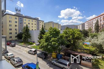 Typ: 2-izbový byt Ulica: Robotnícka Obec: Bratislava-Nové Me