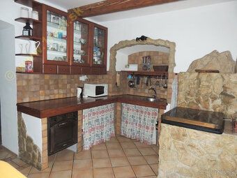 Zrubový rodinný dom na predaj – Moštenica | Veľký pozemok 18