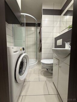 Prenájom garsónky – Ružomberok (Roveň) | 430 € vrátane všetk