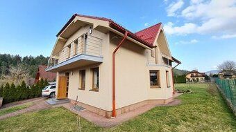 Sme 4členná pracujúca rodina.Hľadáme prenájom v rodinnom dom