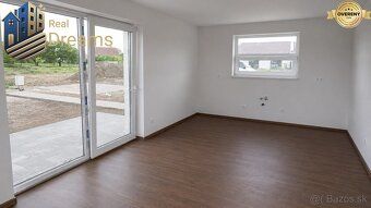 Zastavaná plocha je 119 m2. Dom je postavený z kvalitnej teh