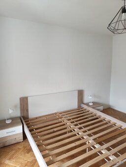 Ponúkam na prenájom veľký 2izbový byt s balkónom na začiatku