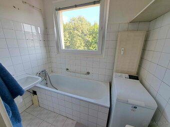 Prenajmem 3 izbový byt v zateplenom bytovom dome v širšom ce