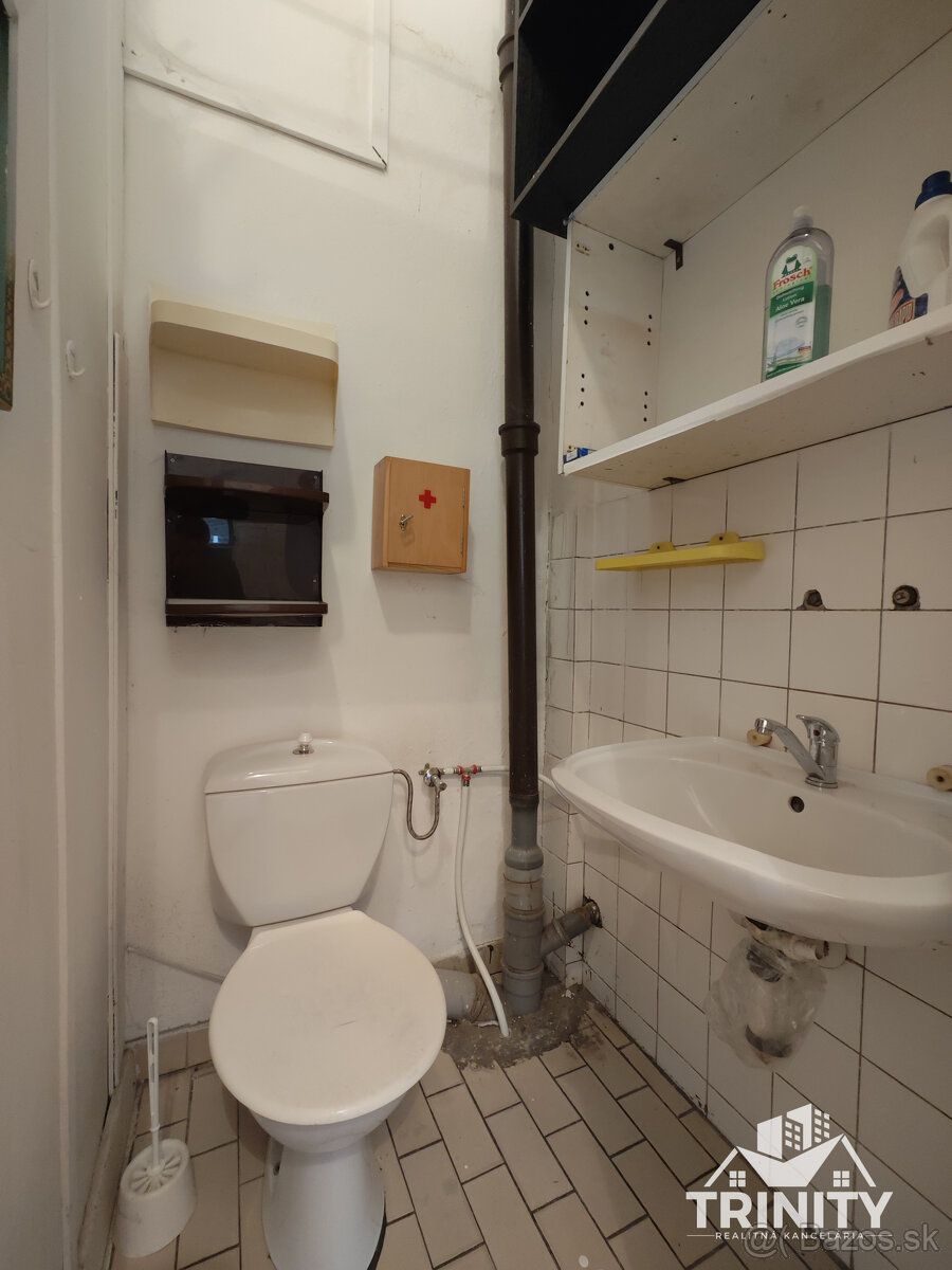 Typ: Obchodné priestory Ulica: Centrum Obec: Nové Zámky
Ponú