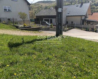 209-14-PEMO
Ponúkame Vám na predaj pozemok v obci Kysucký Li
