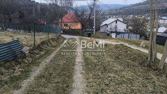 200-14-PEMO
Ponúkame Vám na predaj pozemok v meste Krásno na