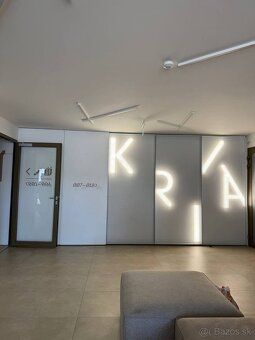 Užite si pobyt v štýlovom a útulnom byte priamo v centre Koš