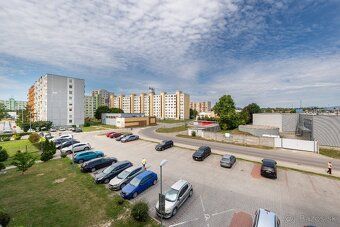 Stavba bola skolaudovaná v roku 2014 , nachádza sa na druhom