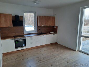 Ponúkame na prenájom 3 izbový rodinný dom typu bungalov Rajk
