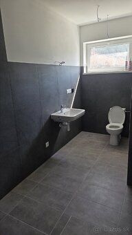 Predam rodinny dom,120m2 v Sokolovciach 3 samostatne izby pl
