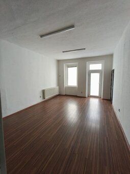 4 izbový rodinný dom s veľkým pozemkom – Galanta
Pozemok 109