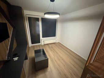 Ponúkam na prenájom 1 izbový byt nachádzajúci sa na prvom po