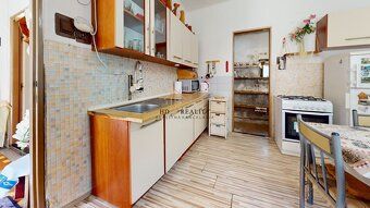HD reality ponúka na predaj v malebnej obci Brhovce, ktorá j
