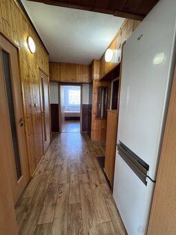 Dám do prenájmu 3-izbový slnečný byt na Podbrezinách s balkó