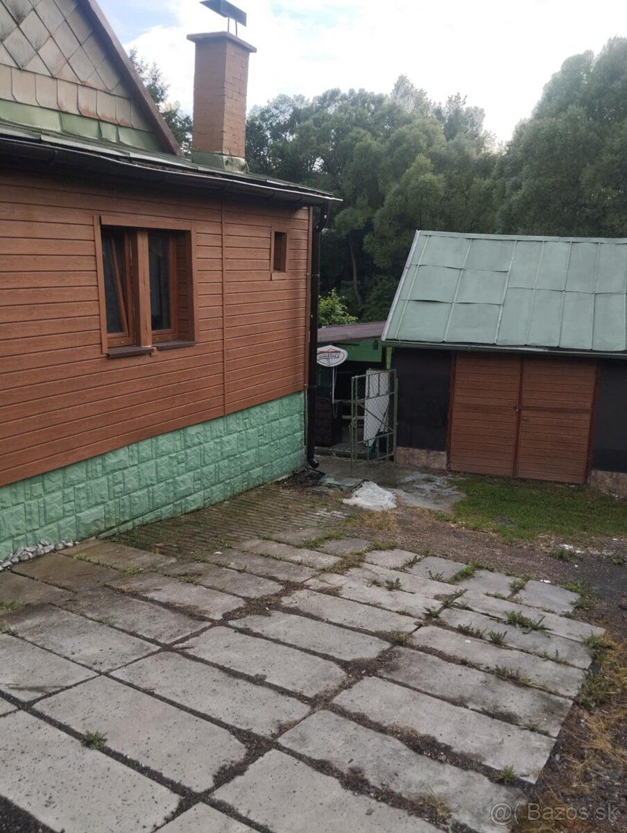 Nabízím k prodeji rodinný dům v obci svrcinovec v blízkosti 