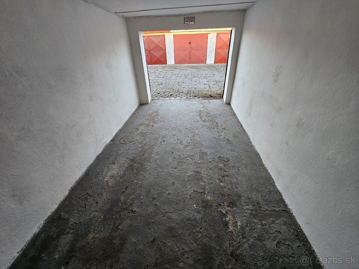 bez elektriny, bez inšpekčnej jamy