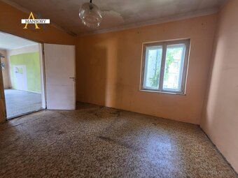 Na predaj tehlový rodinný dom s pozemkom 1 000 m2 za 29 000 