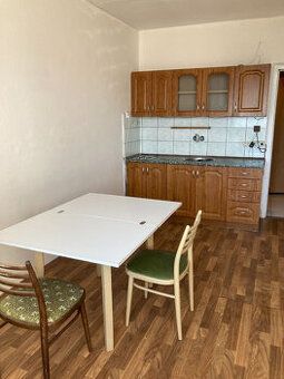 Typ: 2-izbový byt Ulica: M.R.Štefánika Obec: Žiar nad Hronom
