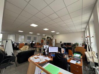 Ponúkame na prenájom kompletne zrekonštruované administratív