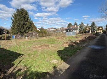 🏡 Na predaj – priestranný pozemok v Ivanke pri Dunaji (časť 