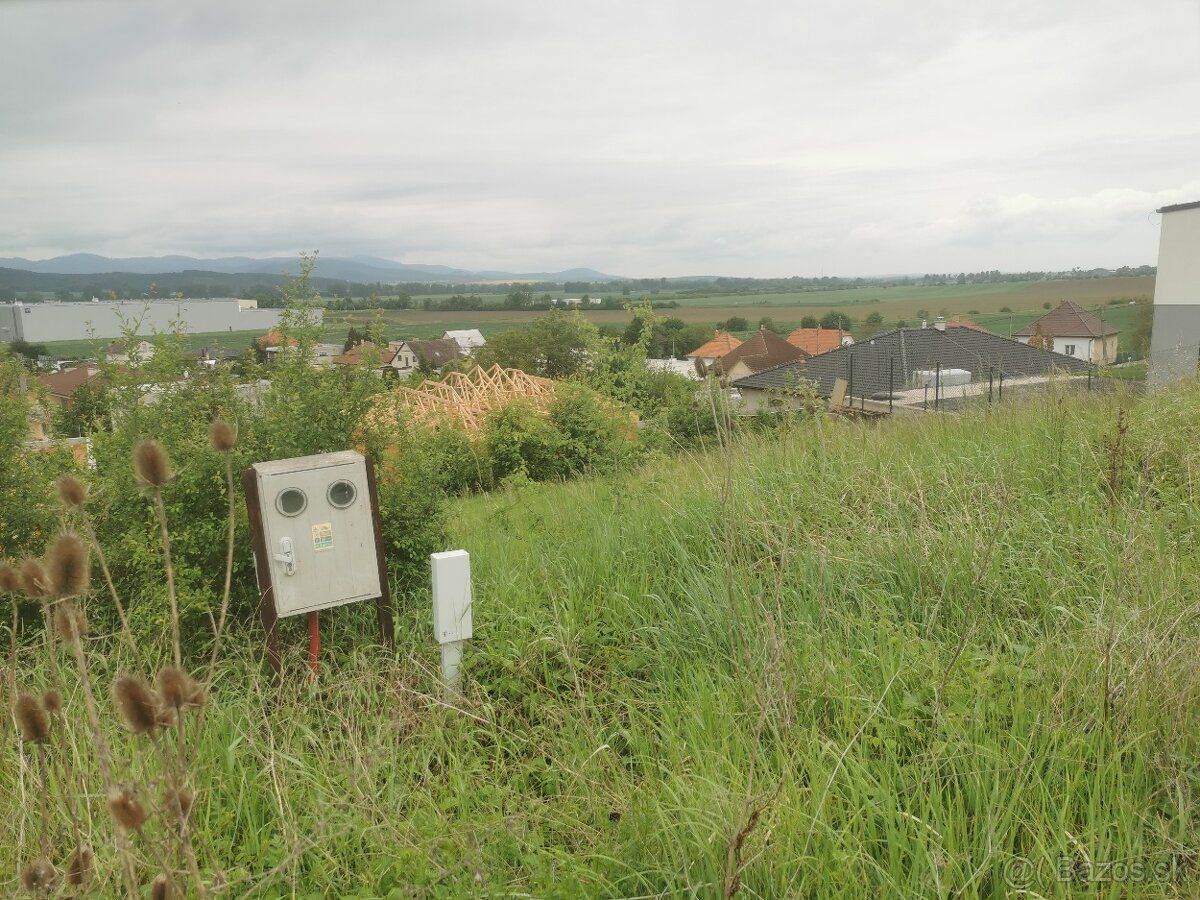 Stavebný pozemok v malých bieliciach.. 553m2 69e/m2 Dohoda m