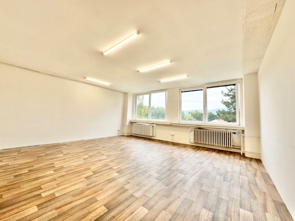 1. Reality Rent ponúka na prenájom kanceláriu 36 m2 na ulici
