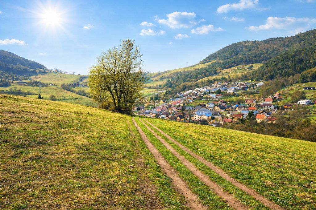 Ponúkame na predaj pozemok vedený ako orná pôda, parcela reg