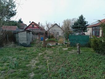 Predám záhradu zo starým domom 790m2 Majcichov okr Trnava In