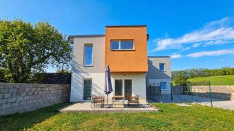 Gro&Partners Vám ponúka na predaj rozostavaný 4izb. bungalov