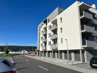 Dám do prenájmu garzónku / Trenčín_Zlatovce. Tel. 0902/25539